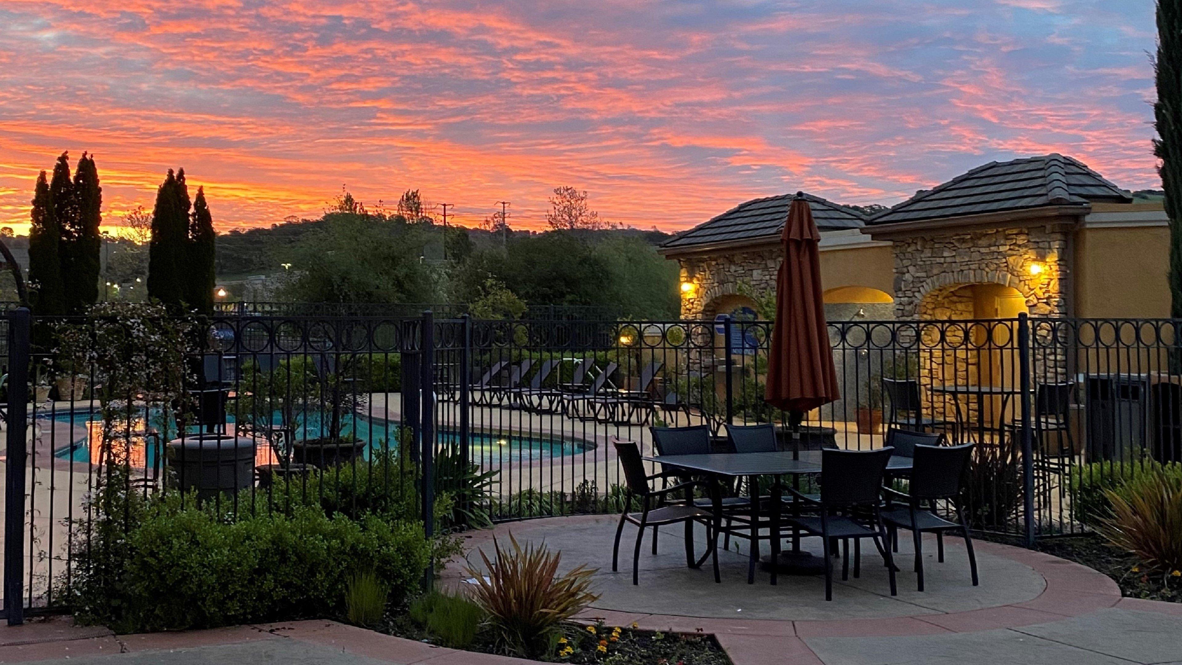 Holiday Inn Express Hotel & Suites El Dorado Hills By Ihg Dış mekan fotoğraf