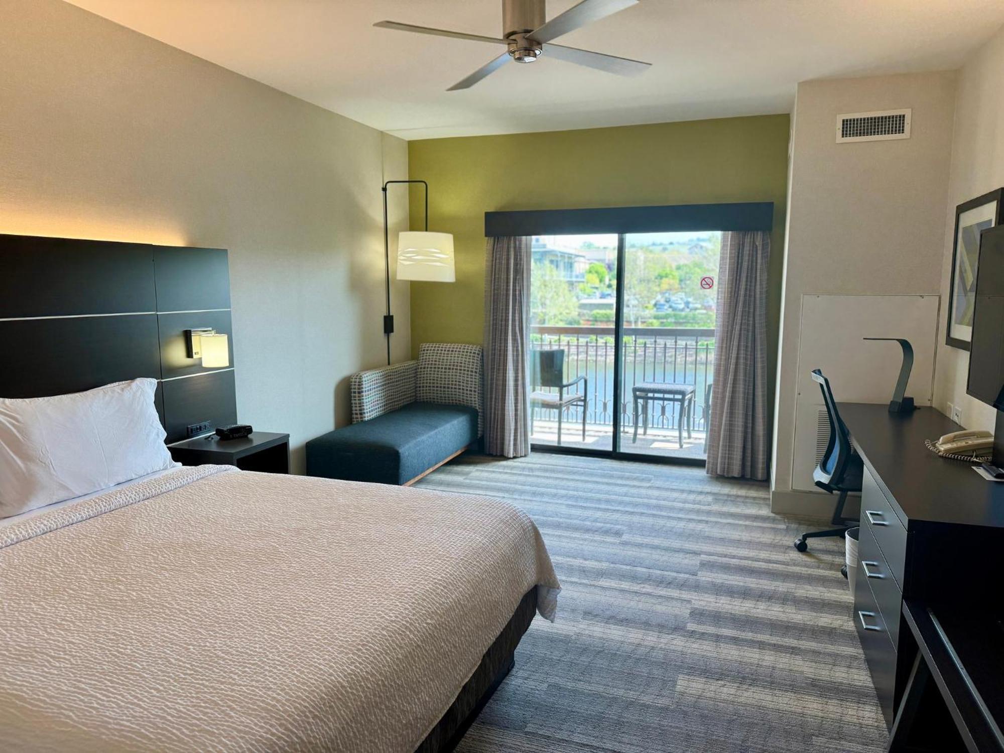 Holiday Inn Express Hotel & Suites El Dorado Hills By Ihg Dış mekan fotoğraf